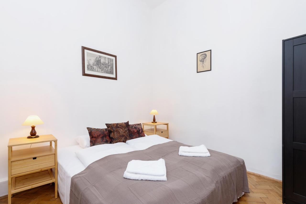 Apartment Pijarska Krakow By Noclegi Renters Εξωτερικό φωτογραφία