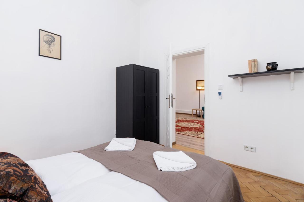 Apartment Pijarska Krakow By Noclegi Renters Εξωτερικό φωτογραφία