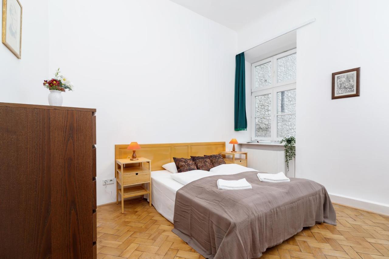 Apartment Pijarska Krakow By Noclegi Renters Εξωτερικό φωτογραφία