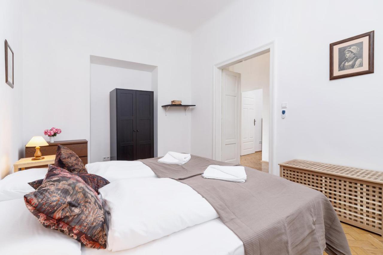 Apartment Pijarska Krakow By Noclegi Renters Εξωτερικό φωτογραφία